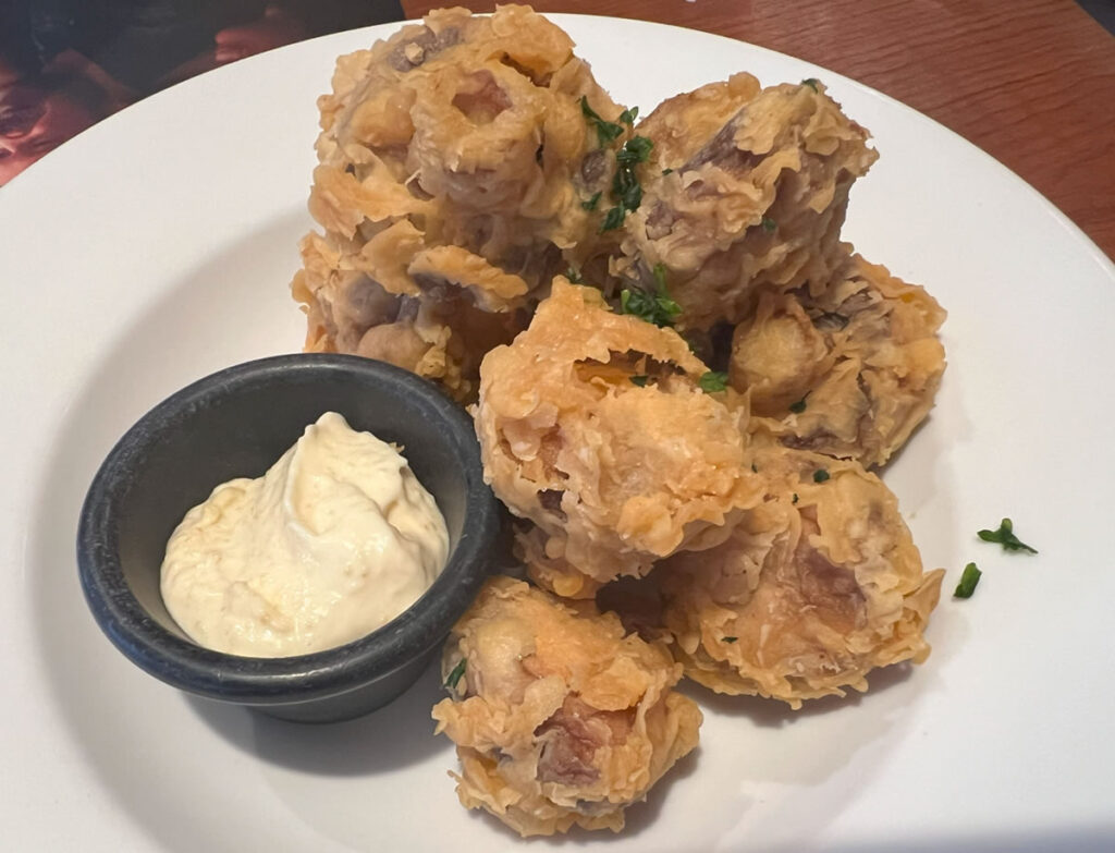 フライデーズマッシュルーム